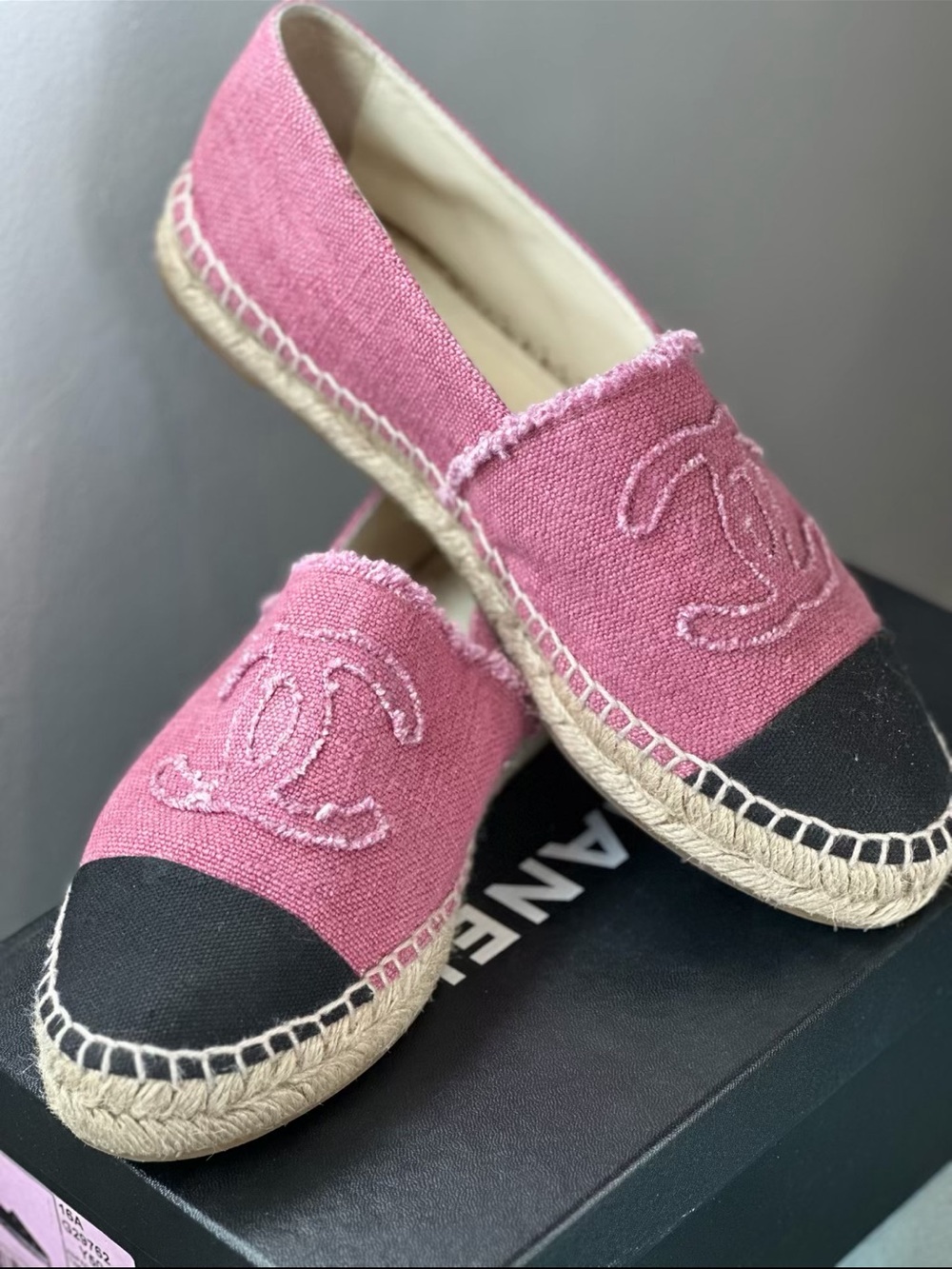 CHANEL Pink Canvas Espadrilles with Black Cap Toe and CC Motif